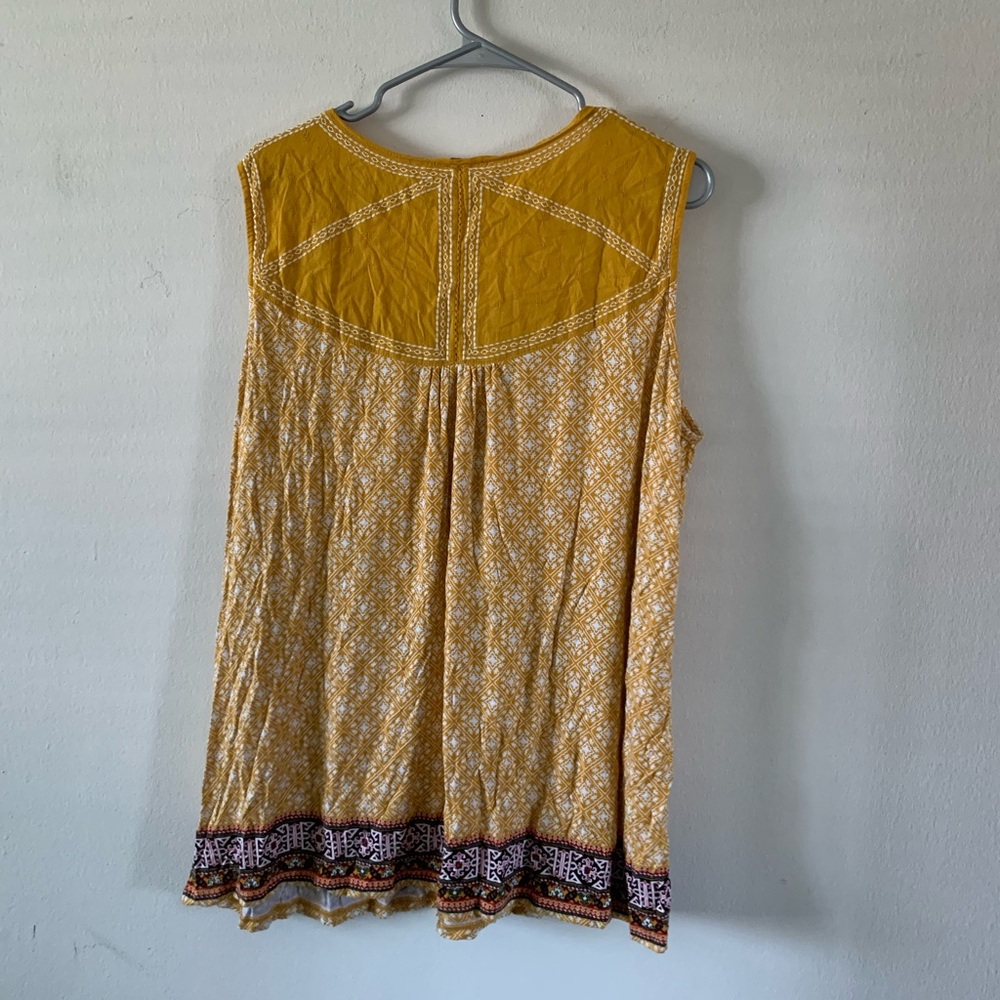 Tank top - Picture 3 of 3